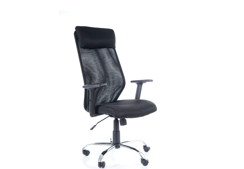 FOTEL OBROTOWY Q-211 CZARNY